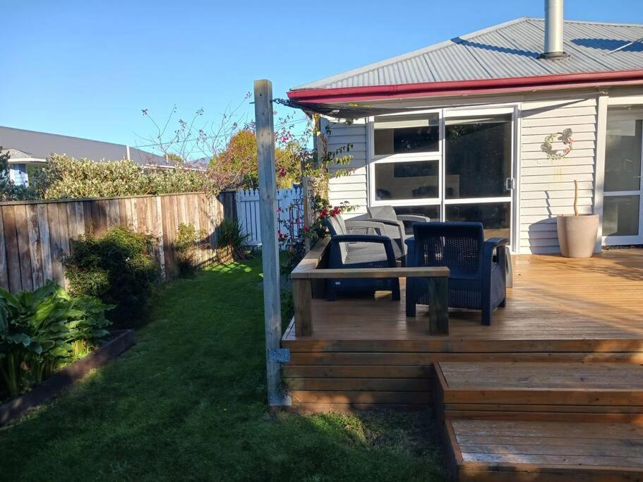Charming House In Westportヴィラ エクステリア 写真